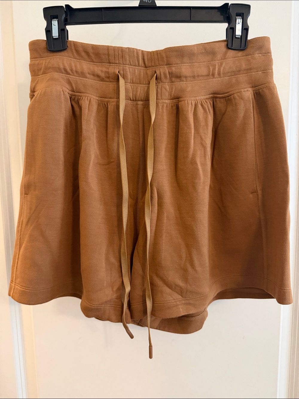 Women's Casual Drawstring Shorts in caramel - Large